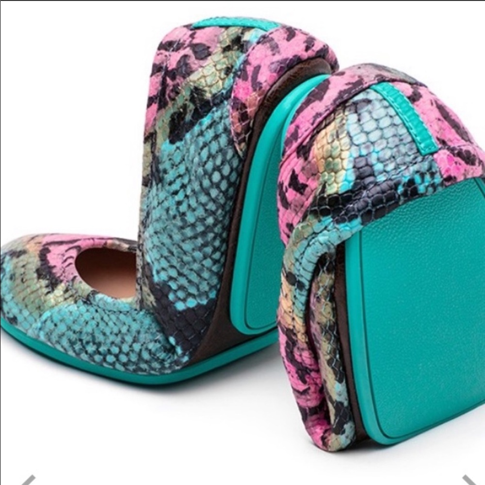 ISO snakes or textured patents